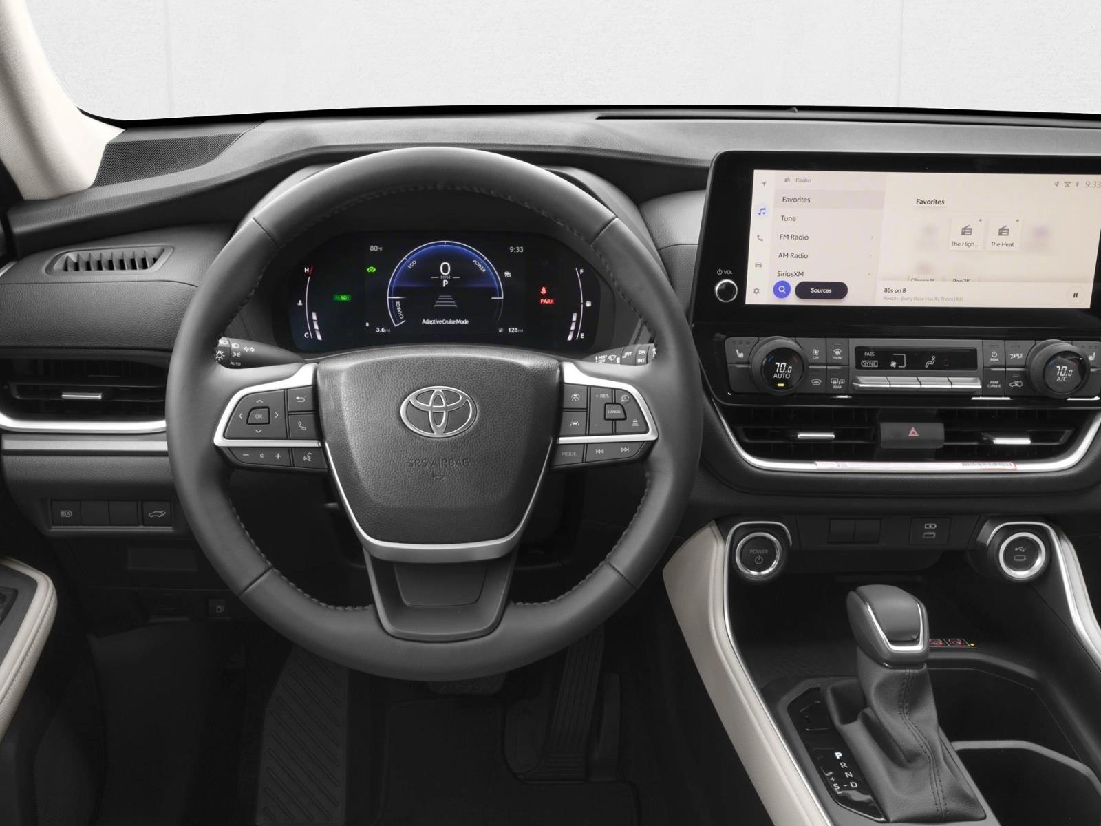 2026 Toyota Highlander XLE Hybrid photo 3