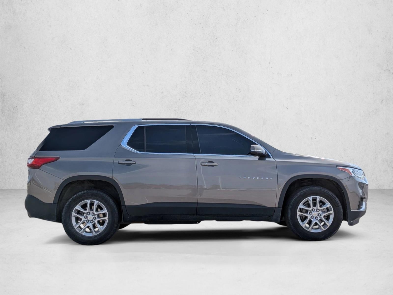 2018 Chevrolet Traverse Cloth 1LT photo 4