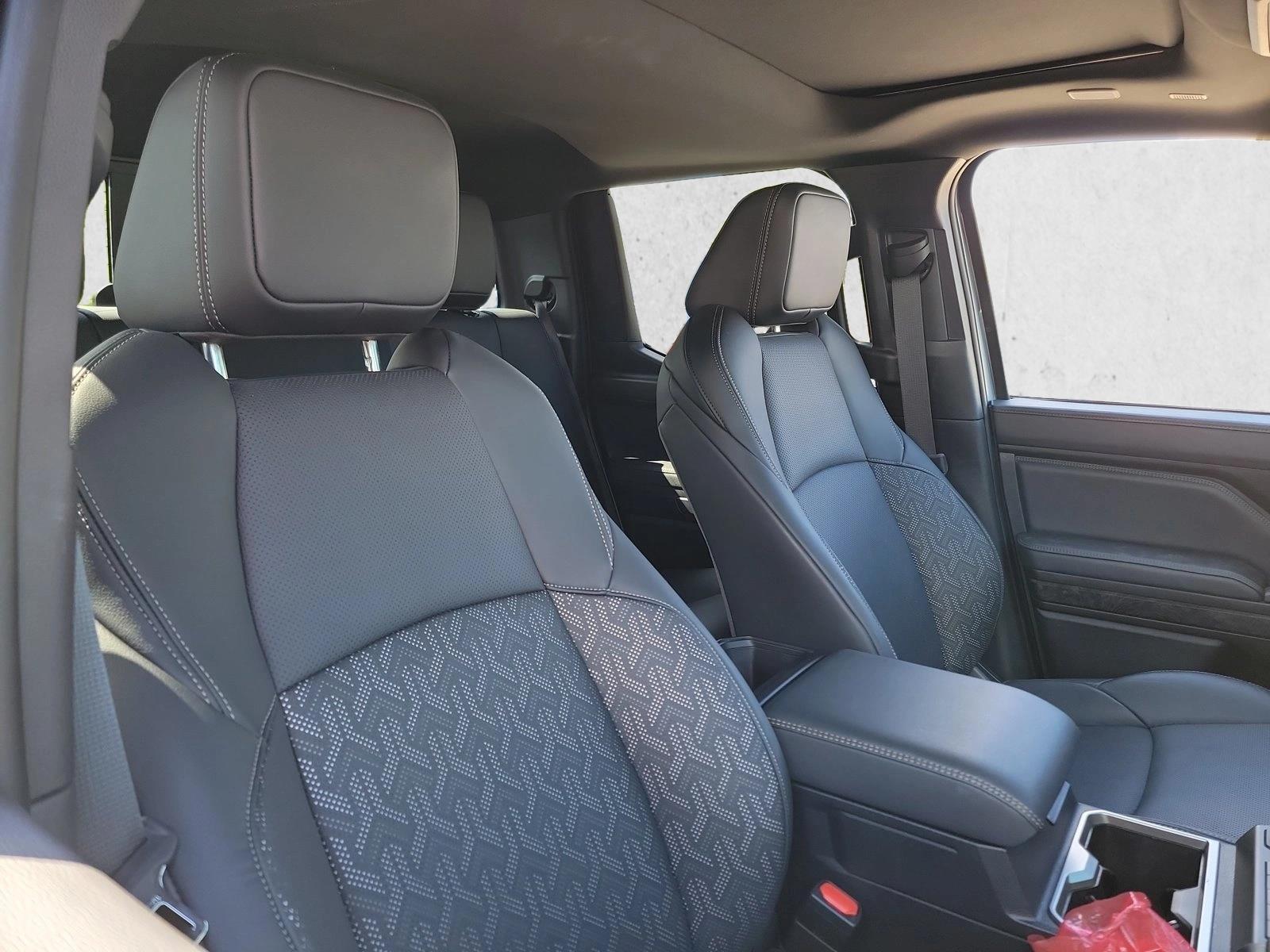 2024 Toyota Tacoma Limited - Photo 12