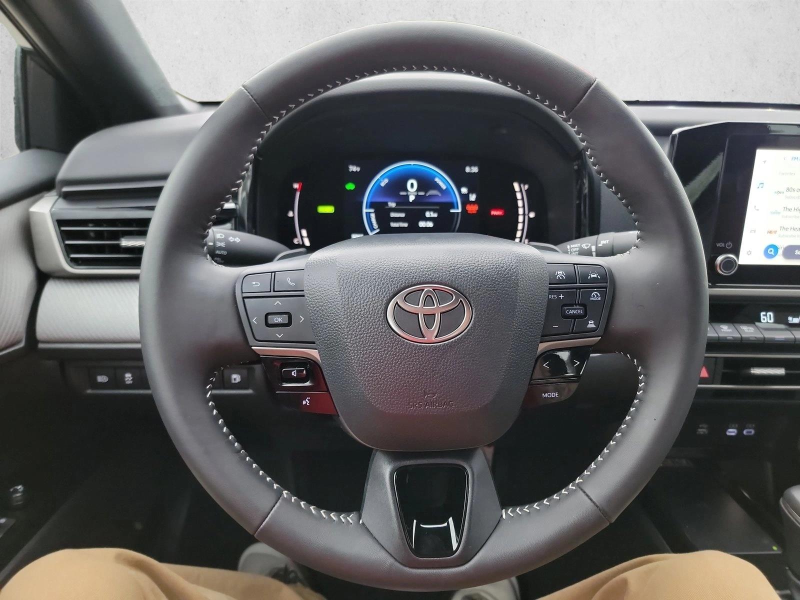 2026 Toyota Camry SE - Photo 18