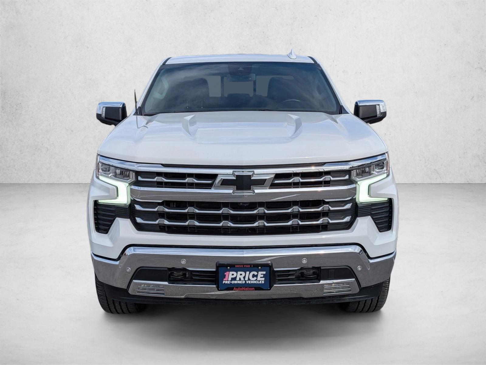 2023 Chevrolet Silverado 1500 LTZ photo 2