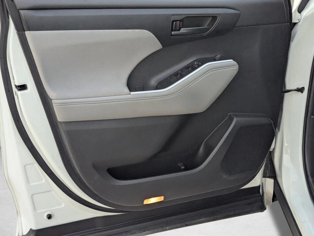 Used 2020 Toyota Highlander L SUV