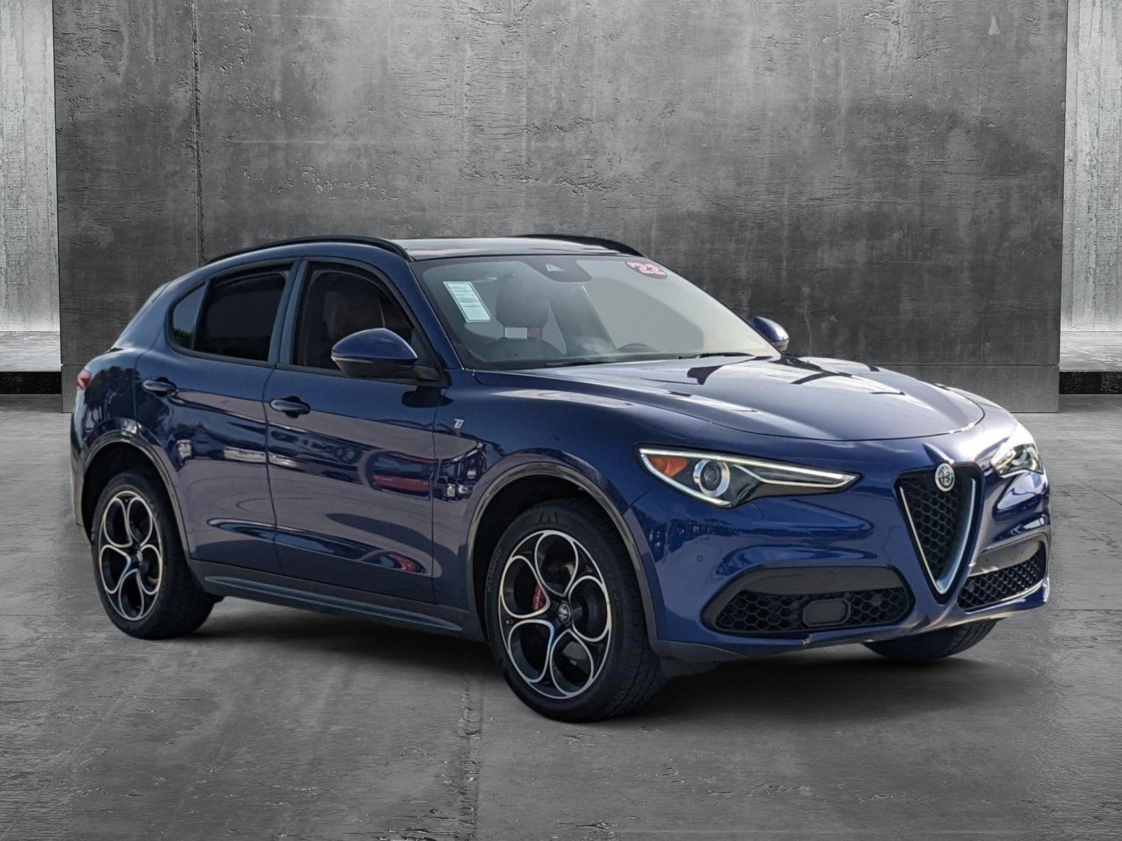 2022 Alfa Romeo Stelvio Ti photo 3