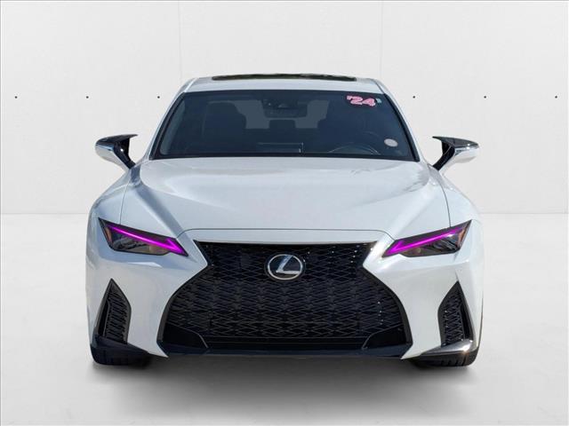 2024 Lexus IS 350 F SPORT photo 2