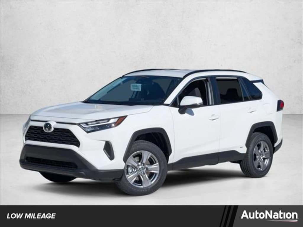 Used 2025 Toyota RAV4 Hybrid LE SUV