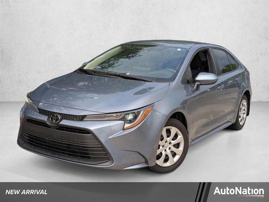 Used 2025 Toyota Corolla LE Sedan