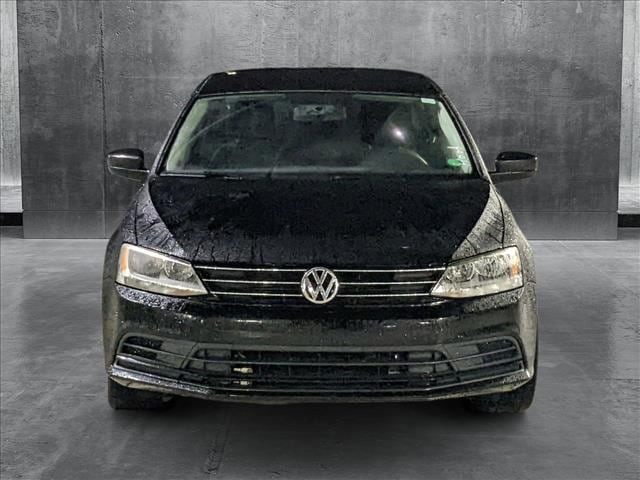 Used 2016 Volkswagen Jetta SE with VIN 3VWD67AJ2GM305133 for sale in Davie, FL