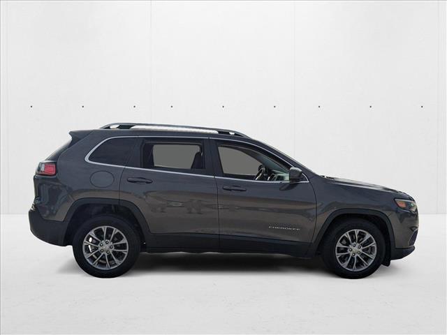 2019 Jeep Cherokee Latitude photo 3
