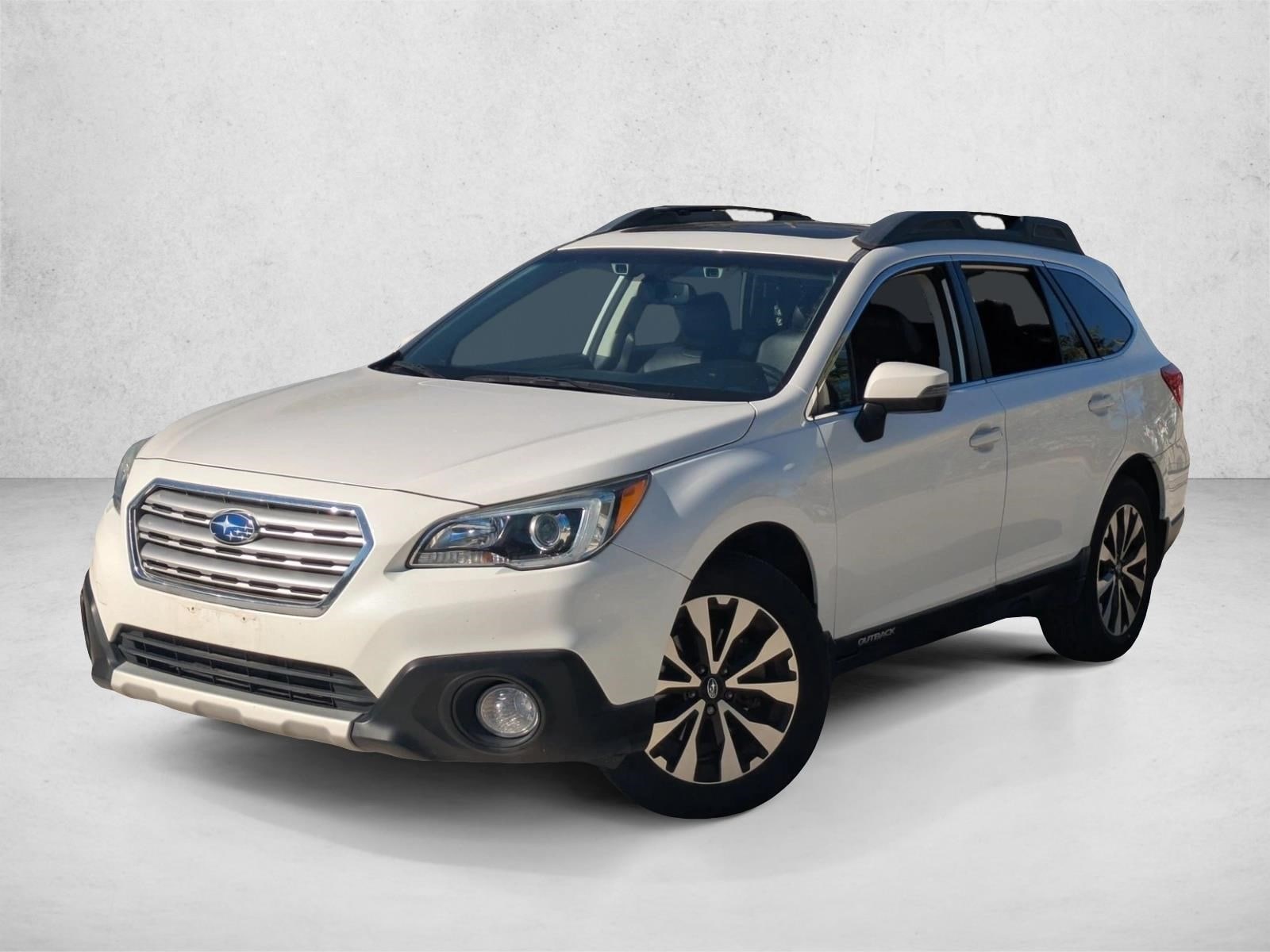 2016 Subaru Outback Limited's photo