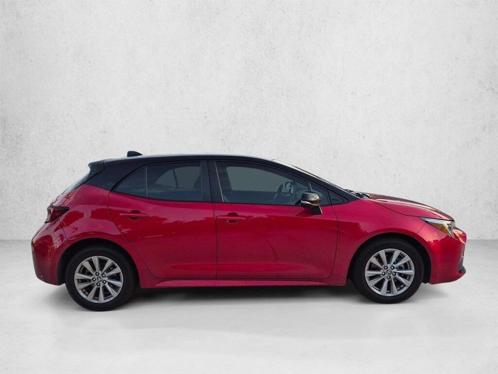 Used 2024 Toyota Corolla Hatchback SE Hatchback
