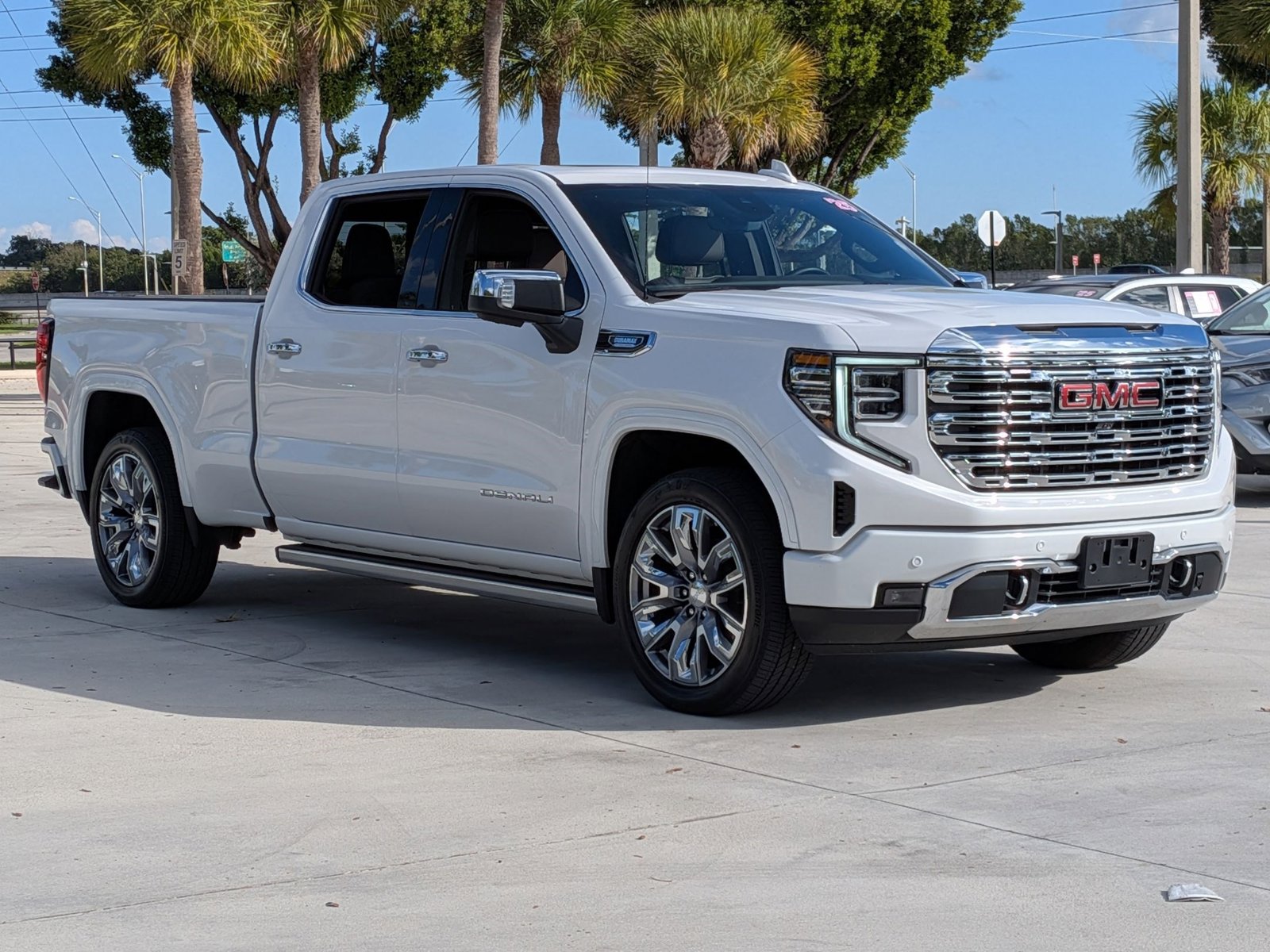 2025 Gmc Sierra 1500 Denali photo 3