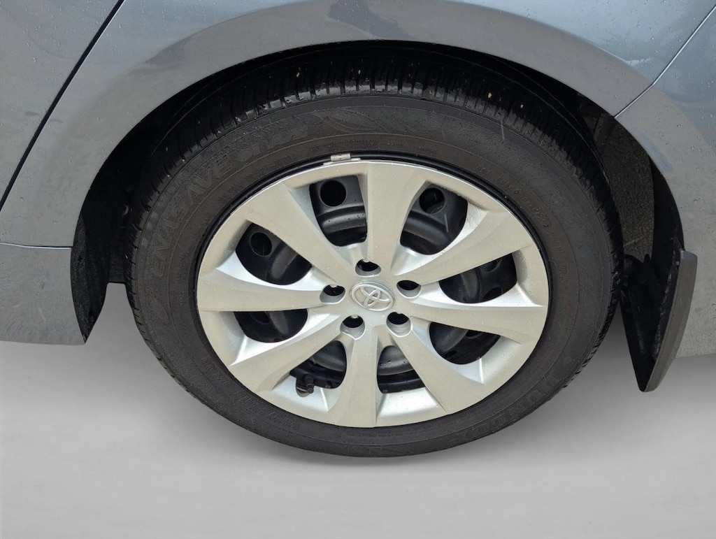 Used 2025 Toyota Corolla LE Sedan