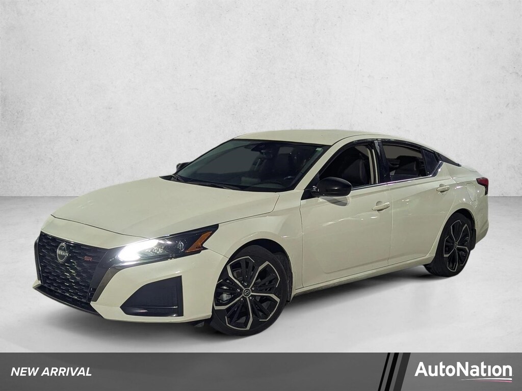 Used 2024 Nissan Altima 2.5 SR Sedan