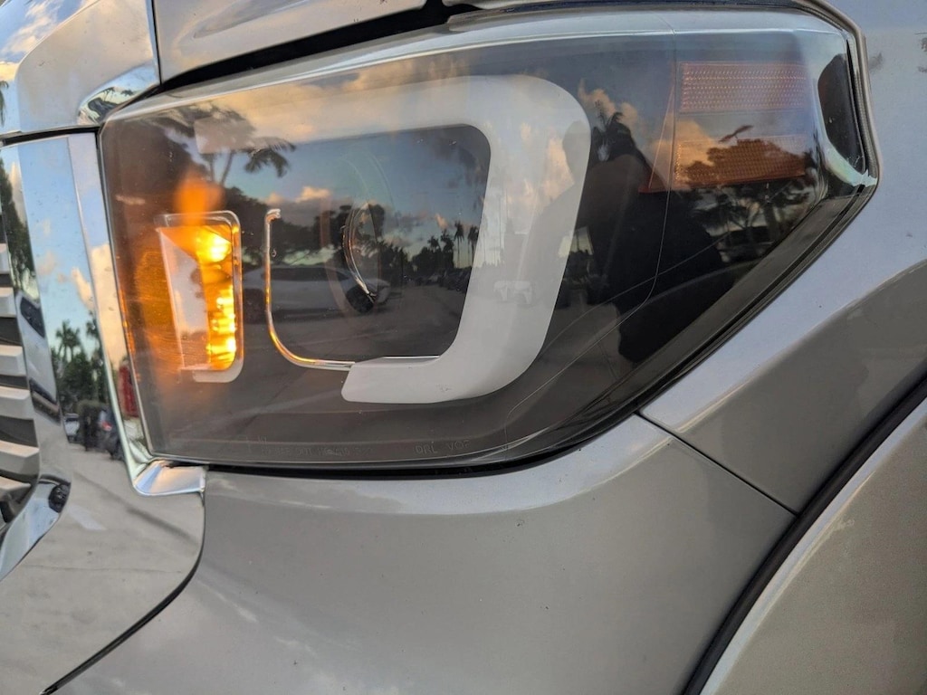 Used 2016 Toyota Tundra SR5 5.7L V8 w/FFV Truck CrewMax