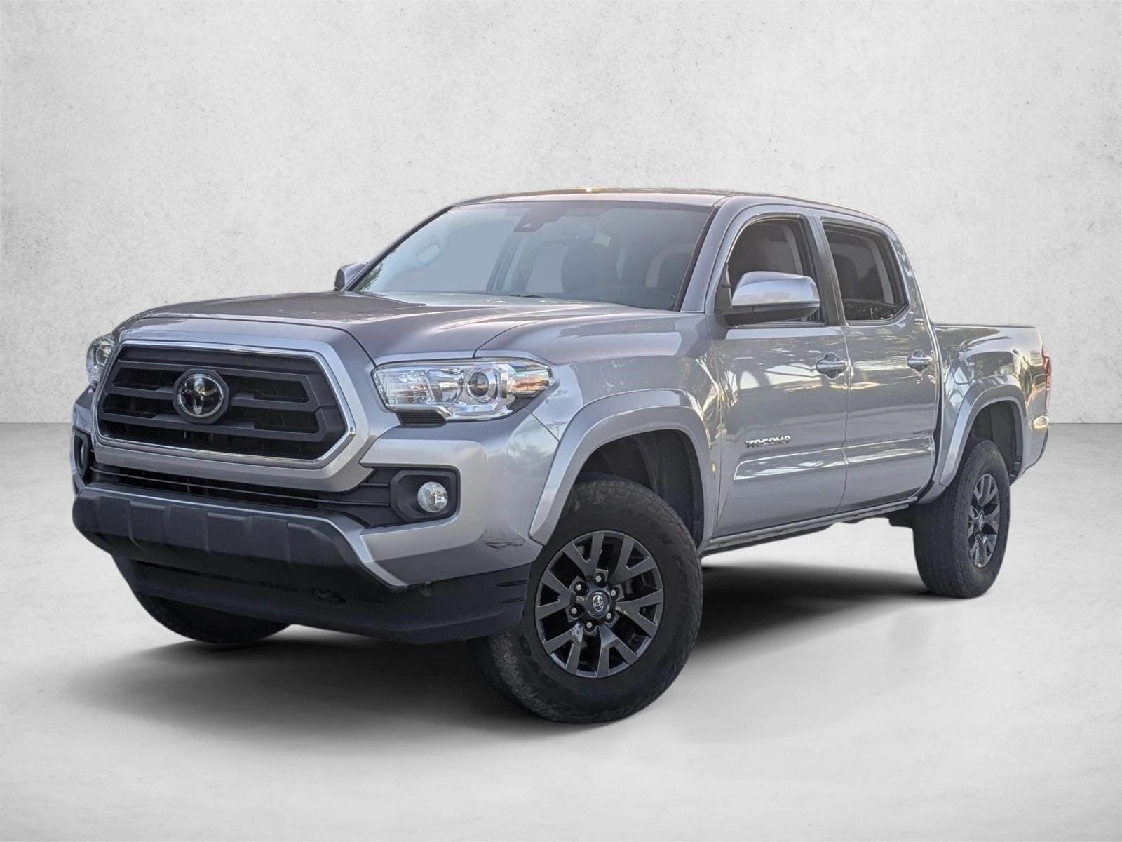 2021 Toyota Tacoma SR5's photo