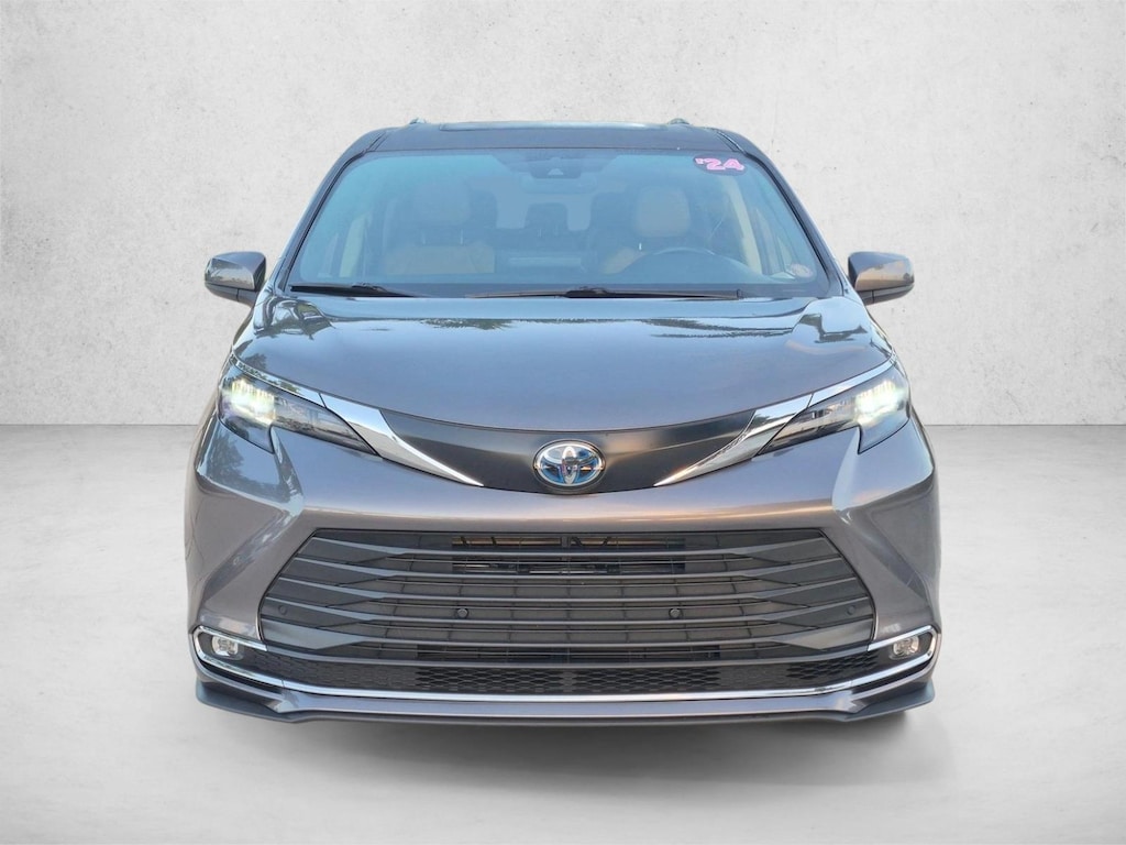 Certified 2024 Toyota Sienna XLE 8 Passenger Van Passenger Van
