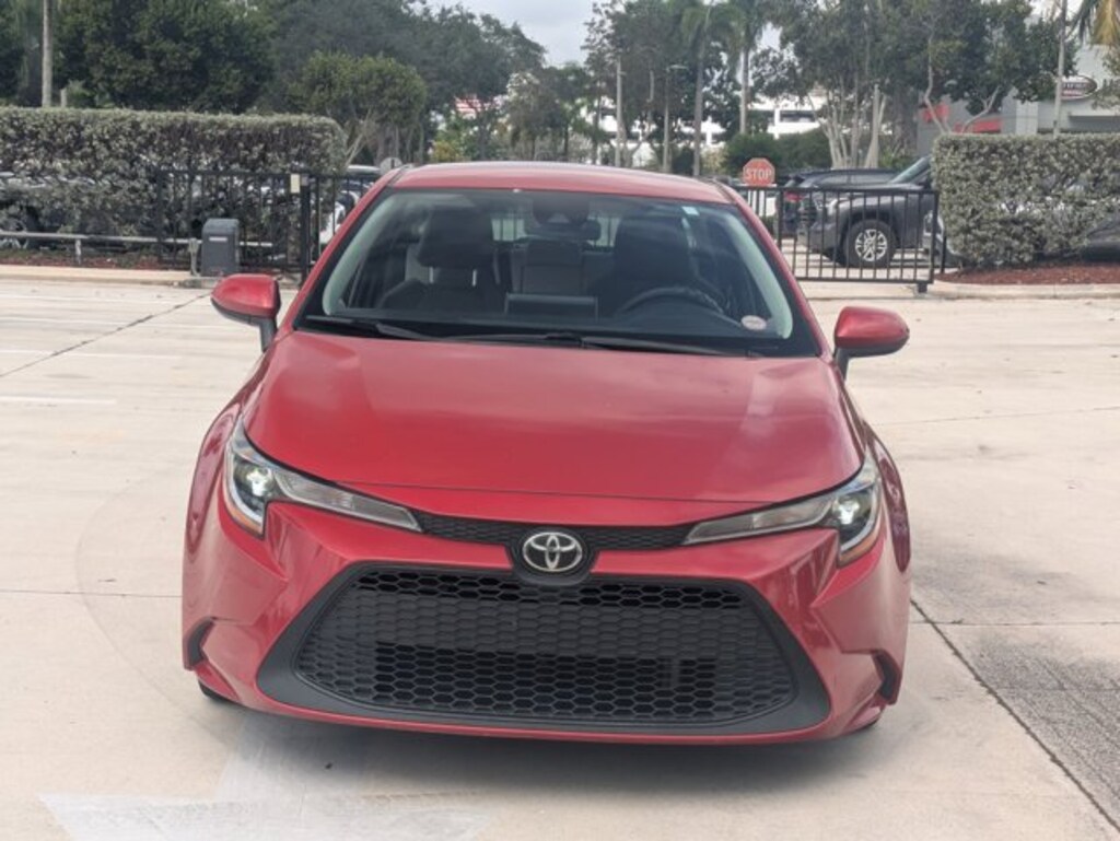 Used 2020 Toyota Corolla LE Sedan