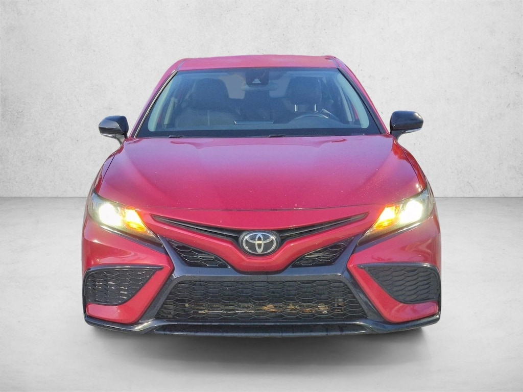 Used 2022 Toyota Camry SE Sedan
