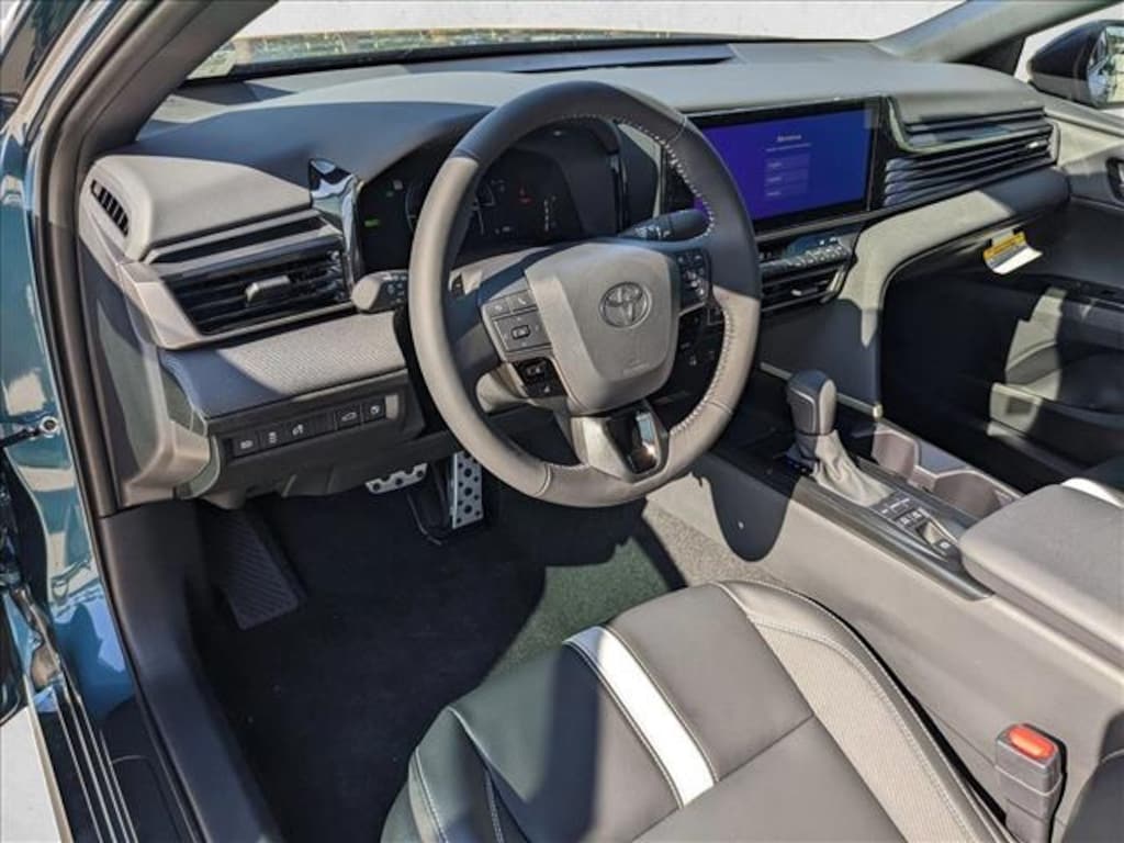 Used 2025 Toyota Camry SE Sedan