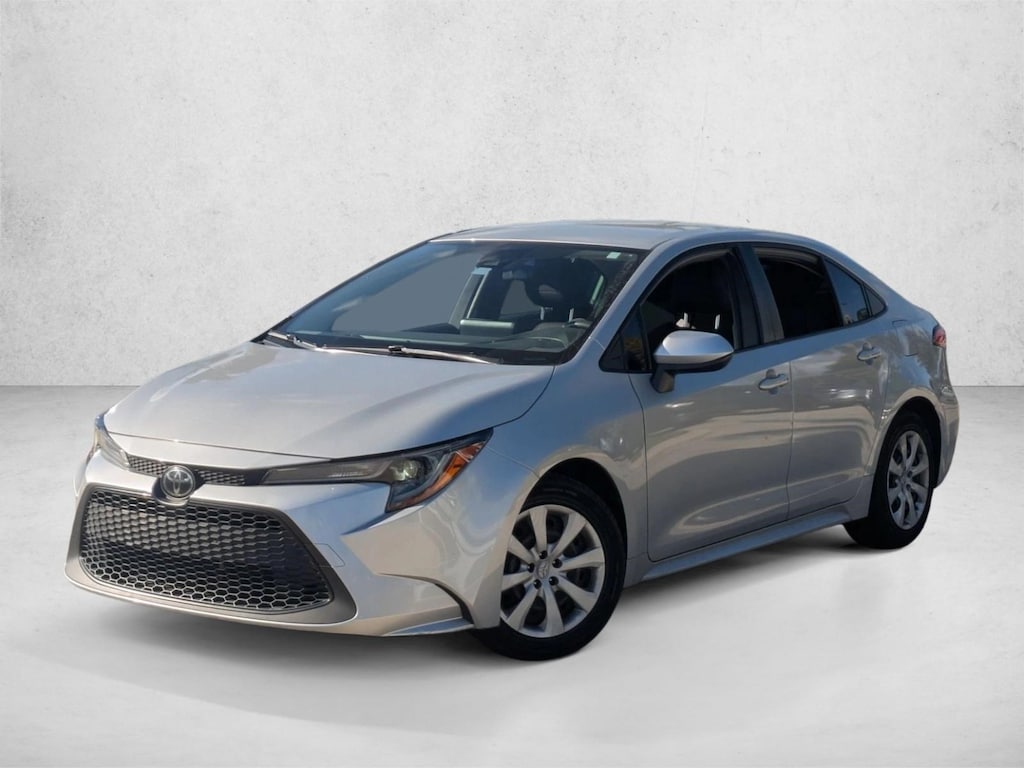 Used 2022 Toyota Corolla LE Sedan