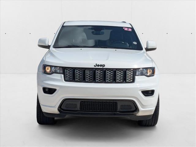 2022 Jeep Cherokee Laredo photo 2