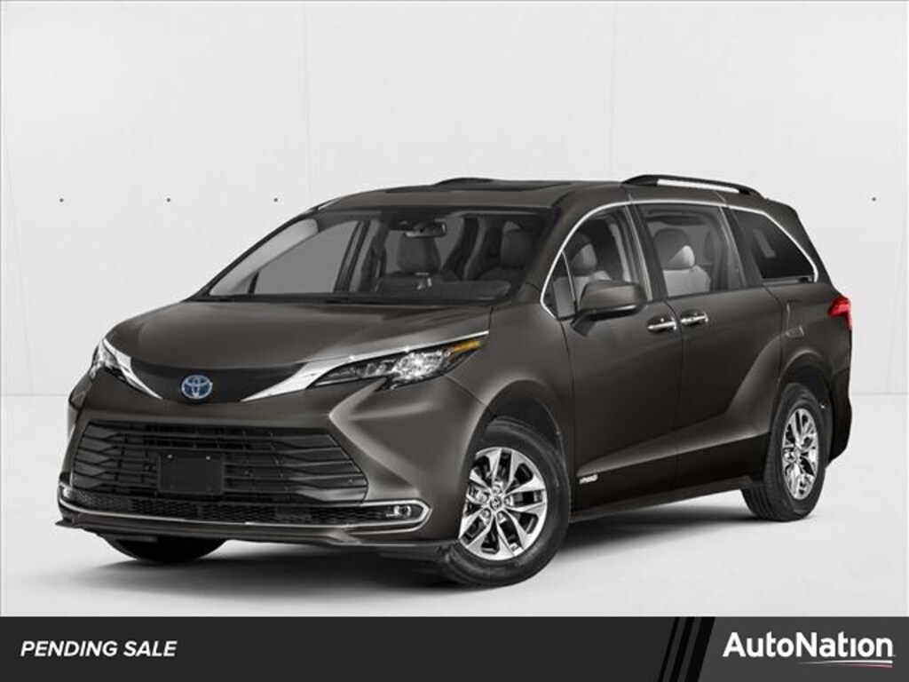 Certified 2024 Toyota Sienna XLE 8 Passenger Van Passenger Van