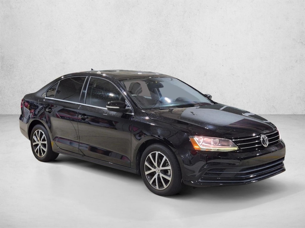 Used 2017 Volkswagen Jetta 1.4T SE Sedan