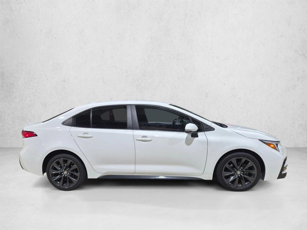 Used 2023 Toyota Corolla SE Sedan