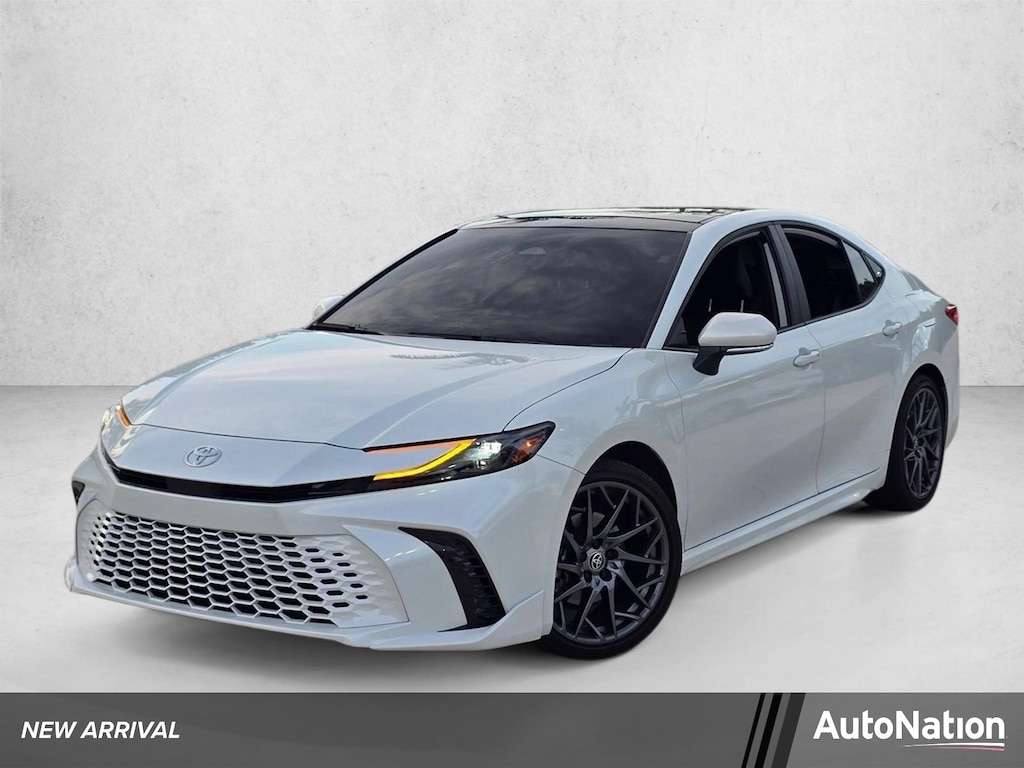 Used 2025 Toyota Camry XSE Sedan