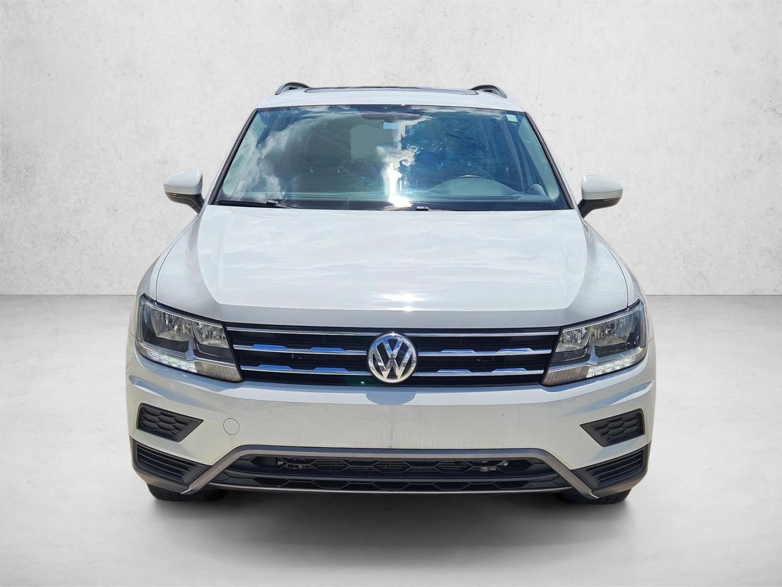 Used 2020 Volkswagen Tiguan SE with VIN 3VV3B7AX4LM032898 for sale in Davie, FL