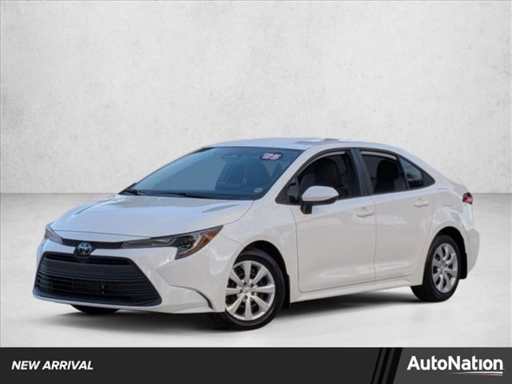 Used 2025 Toyota Corolla LE Sedan