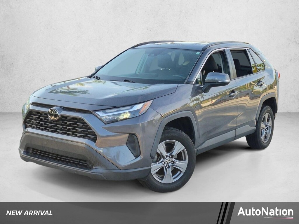 Used 2022 Toyota RAV4 XLE SUV