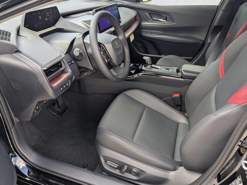 Used 2026 Toyota Prius Plug-In Hybrid XSE Hatchback