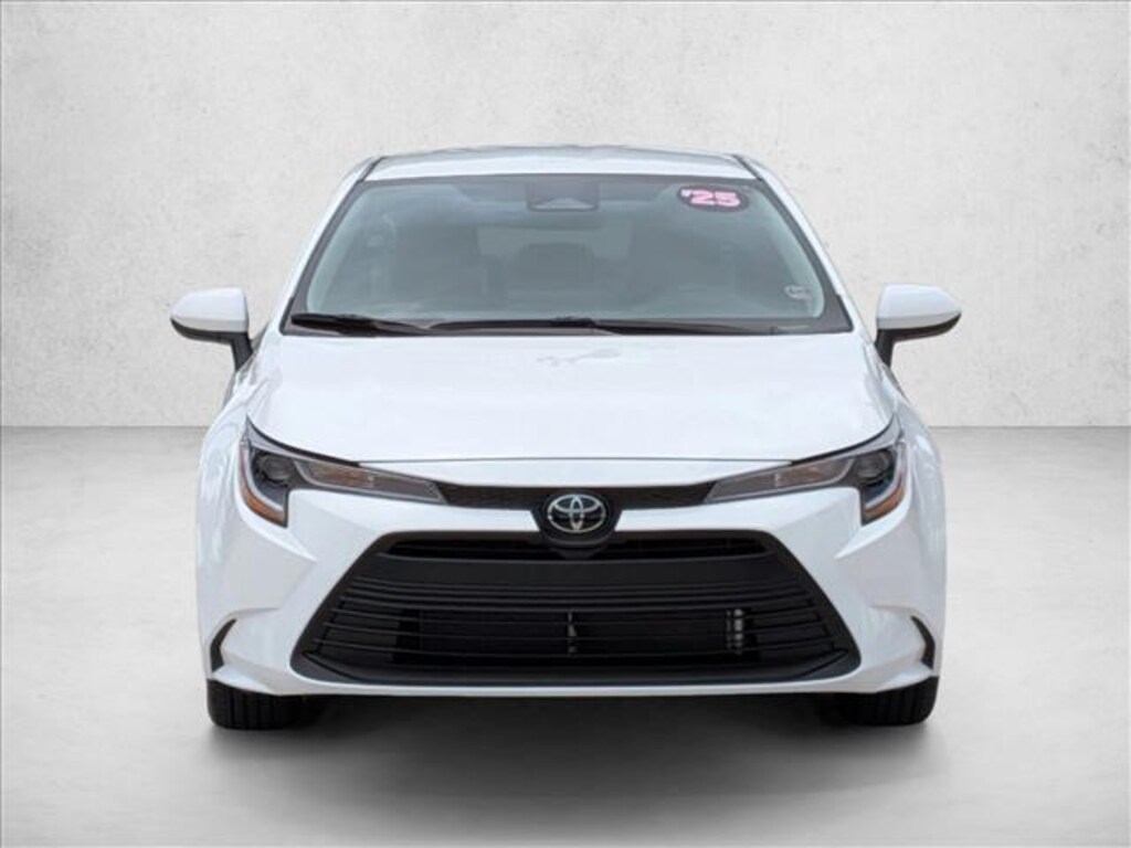 Used 2025 Toyota Corolla LE Sedan