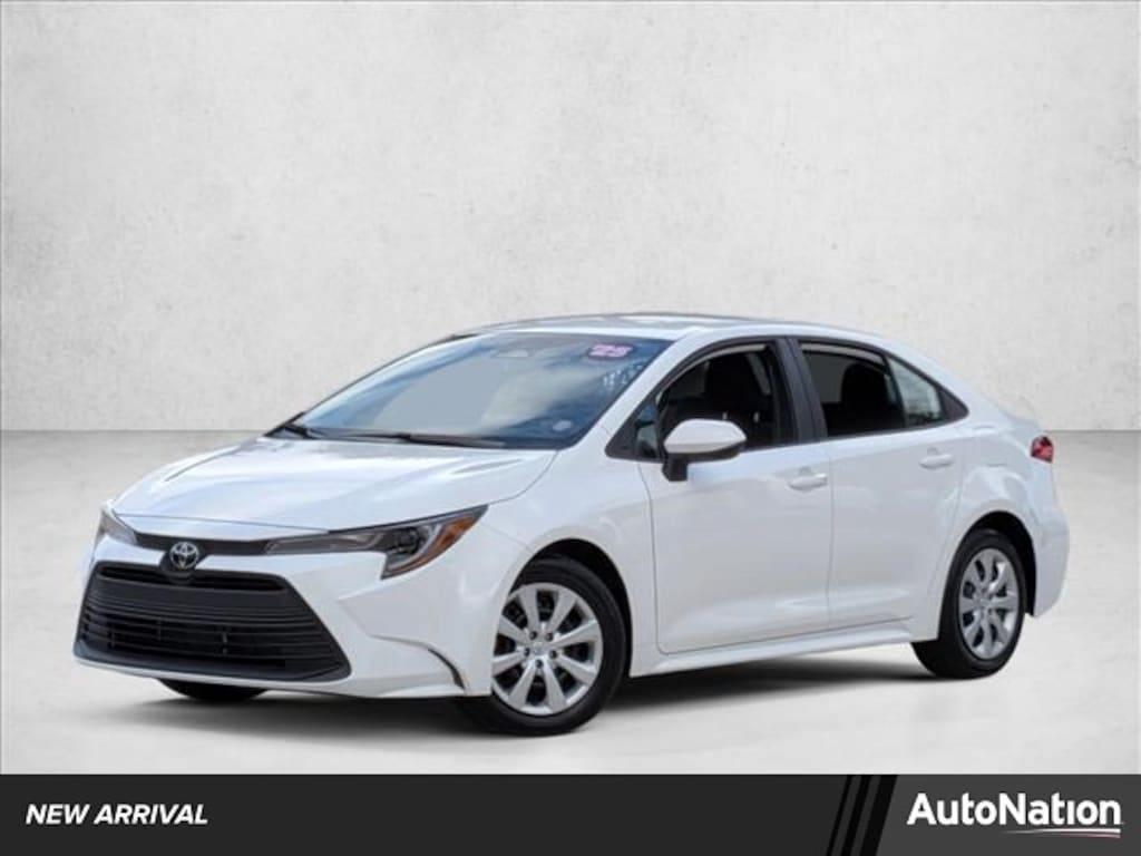 Used 2025 Toyota Corolla LE Sedan