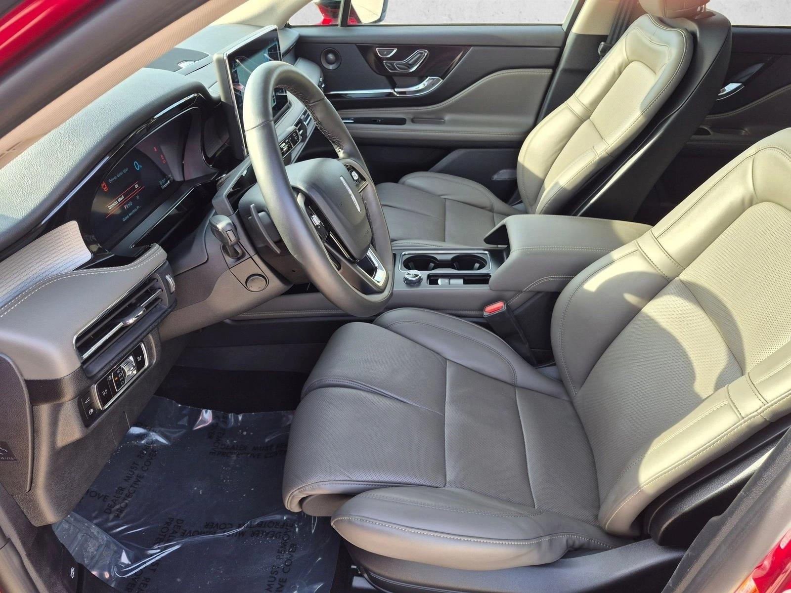 2025 Lincoln Corsair Grand Touring - Photo 16