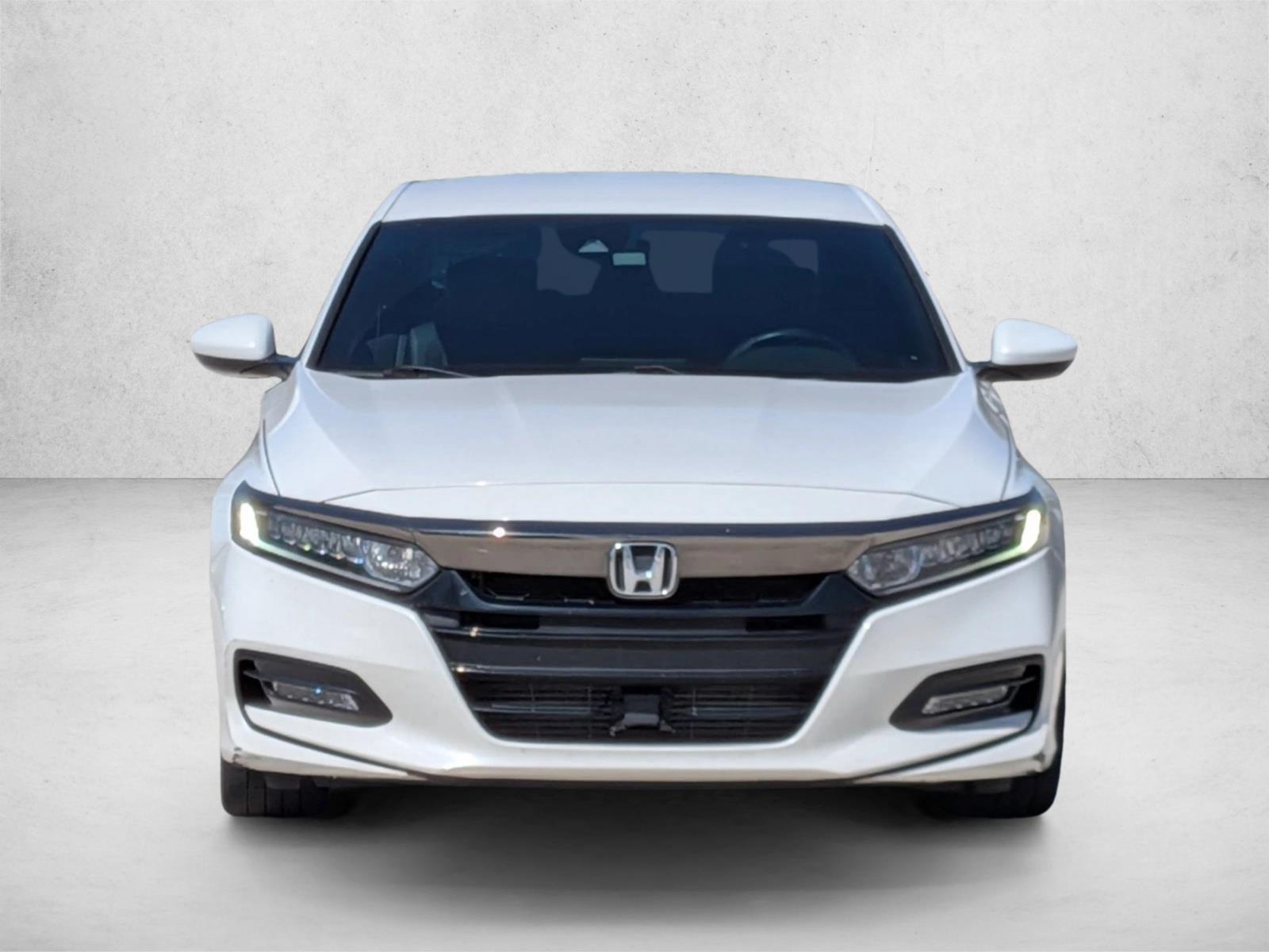 2018 Honda Accord Sport 1.5T photo 3