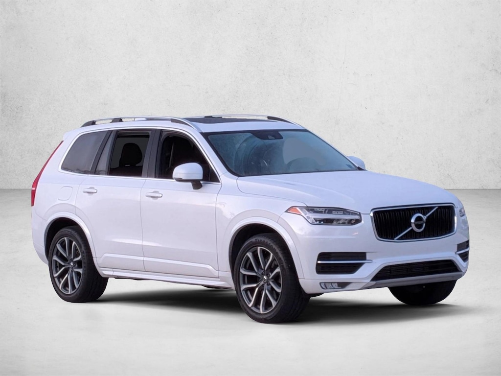 Used 2019 Volvo XC90 T6 Momentum SUV