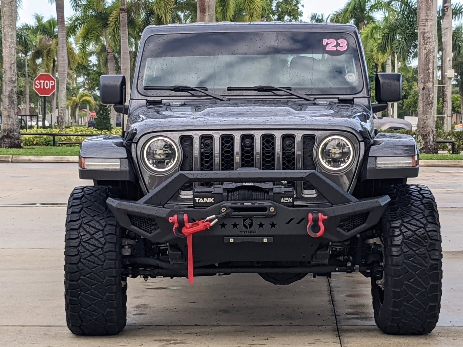 Used 2023 Jeep Gladiator Rubicon with VIN 1C6JJTBG7PL563253 for sale in Davie, FL