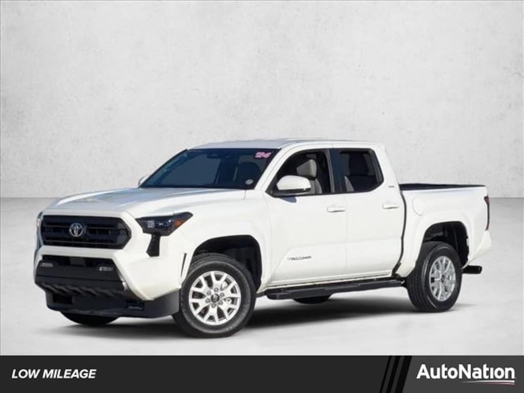 Used 2024 Toyota Tacoma SR5 Truck Double Cab