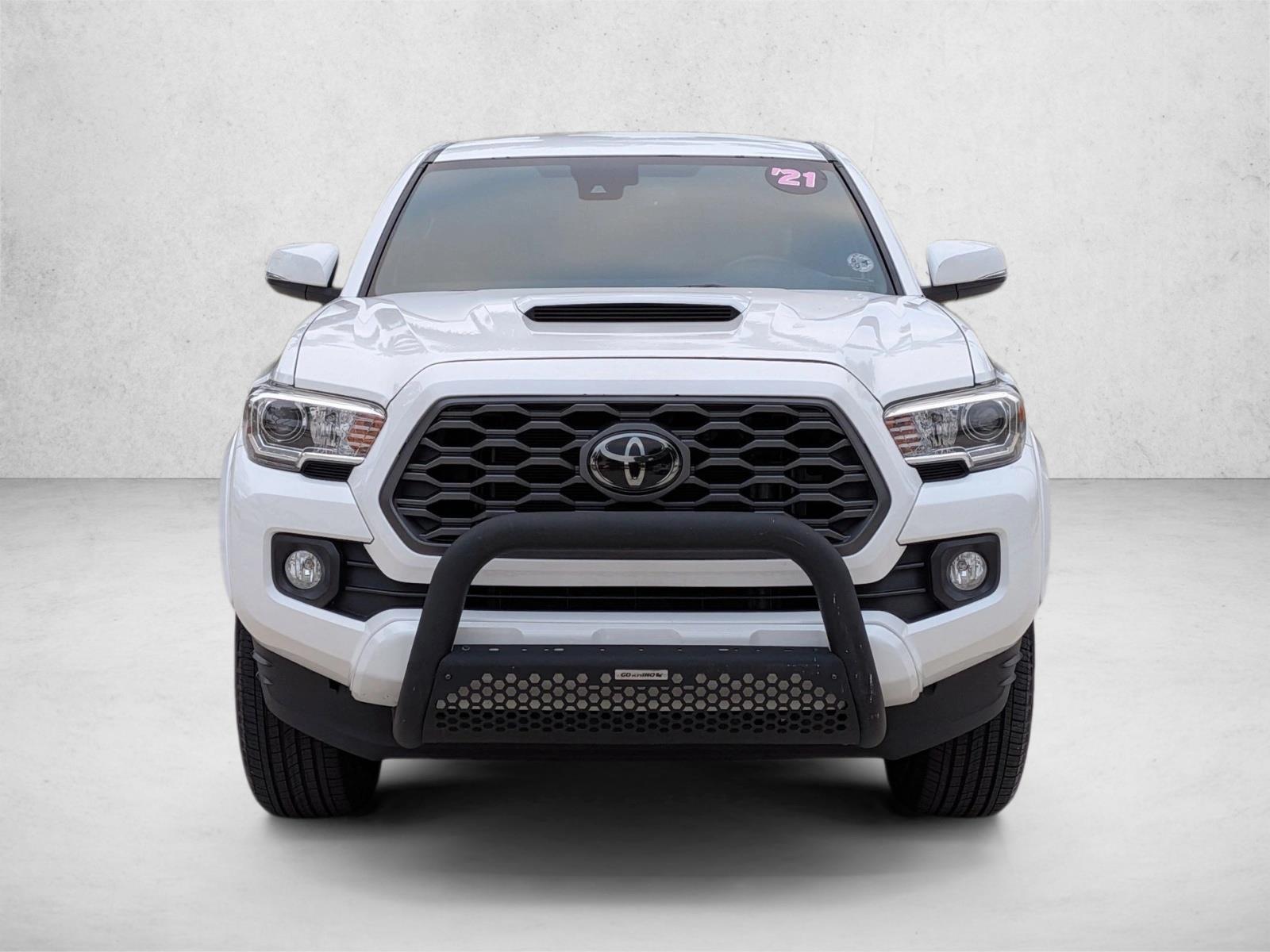 2021 Toyota Tacoma 4x4 TRD Sport Double Cab V6 photo 2