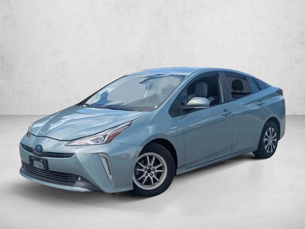 Used 2021 Toyota Prius LE Hatchback