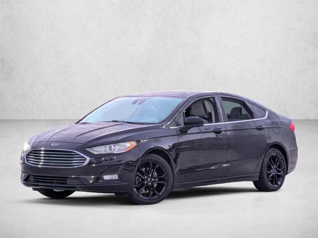 Used 2019 Ford Fusion SE Sedan