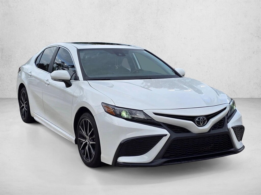 Used 2024 Toyota Camry SE Sedan
