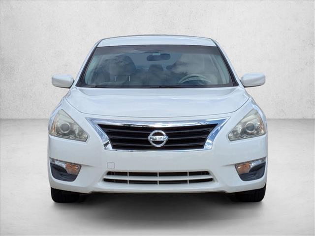 2015 Nissan Altima 2.5 S photo 3