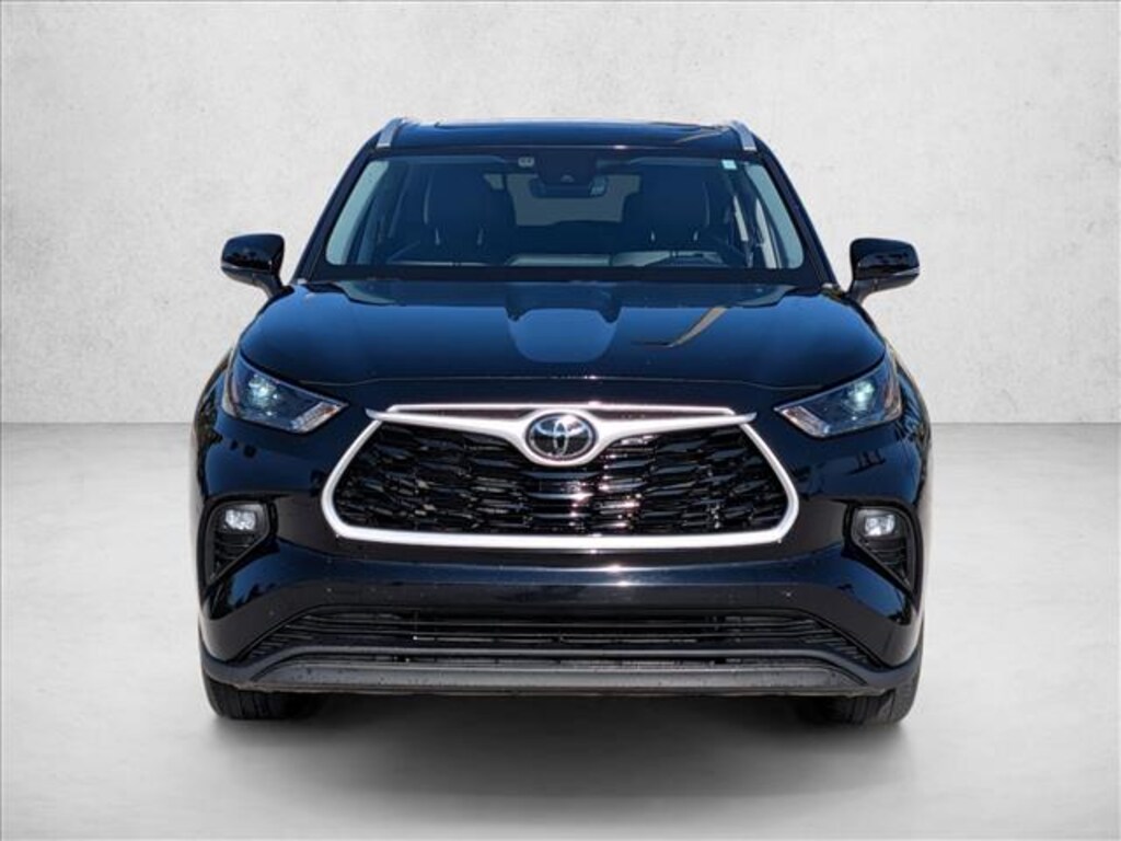 Used 2023 Toyota Highlander XLE SUV