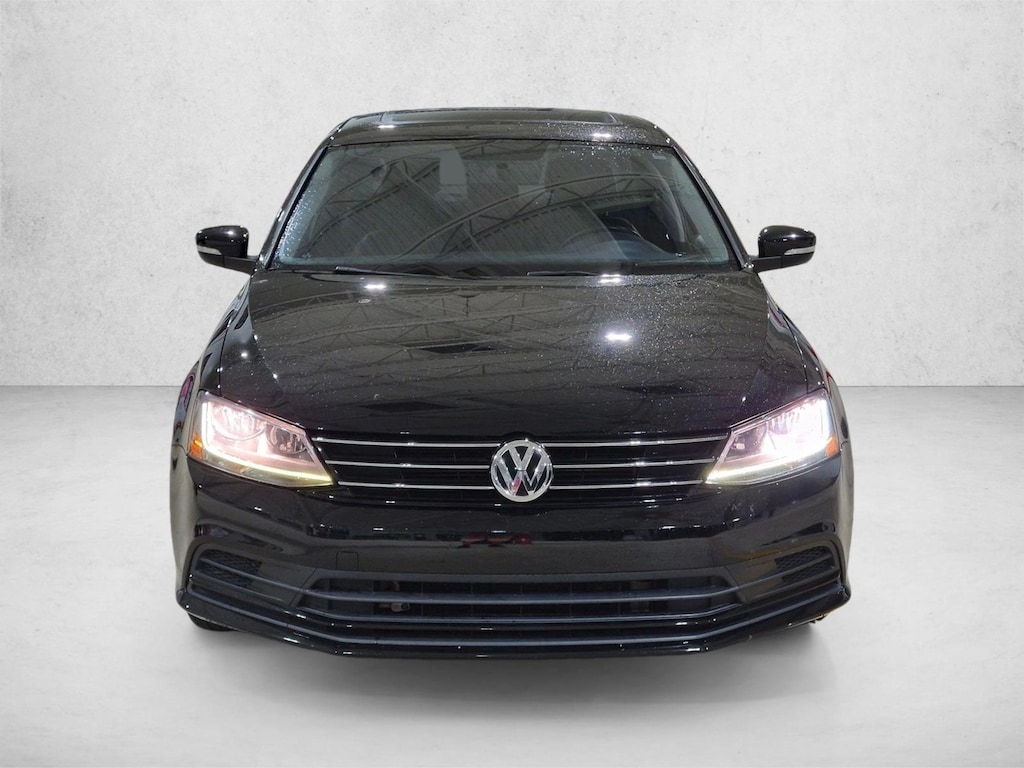 Used 2017 Volkswagen Jetta 1.4T SE Sedan