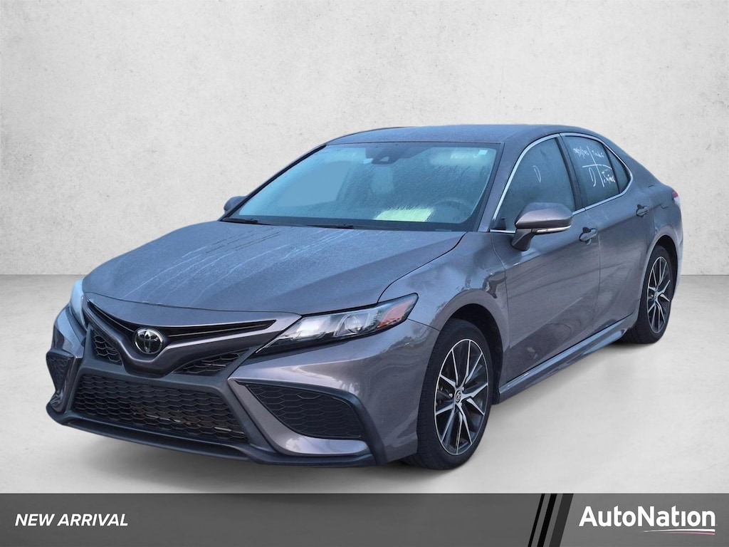 Used 2024 Toyota Camry SE Sedan