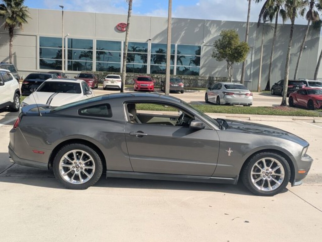 Used 2011 Ford Mustang Coupe