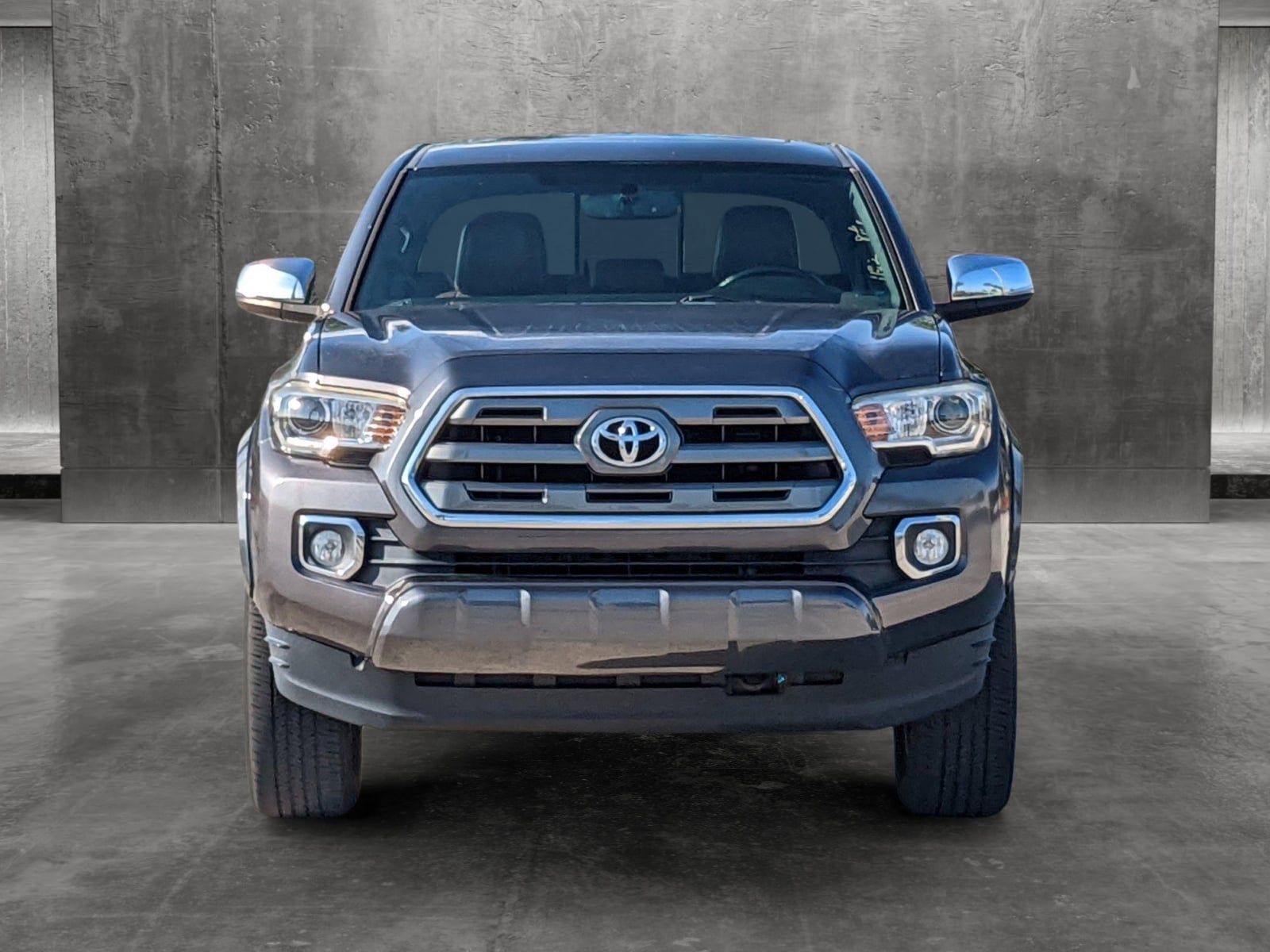 Used 2017 Toyota Tacoma Limited with VIN 5TFGZ5AN0HX084206 for sale in Davie, FL